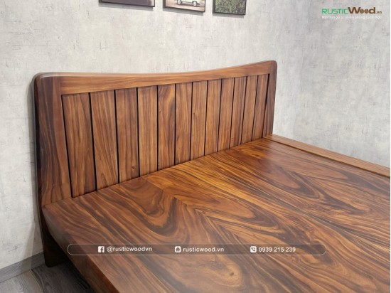 Giường Ngủ Gỗ Me Tây Nguyên Khối Chân Louis