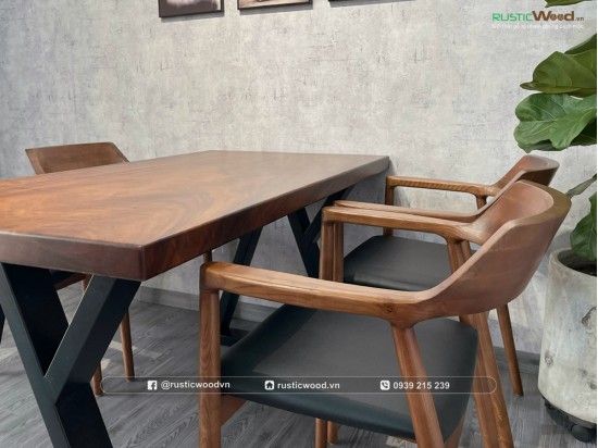 Bộ bàn ăn 4 ghế gỗ me tây nguyên tấm dài 1,4m
